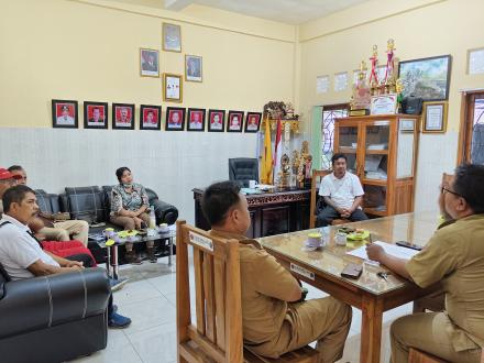 Rapat Koordinasi Pengelolaan Sampah Desa Pemaron